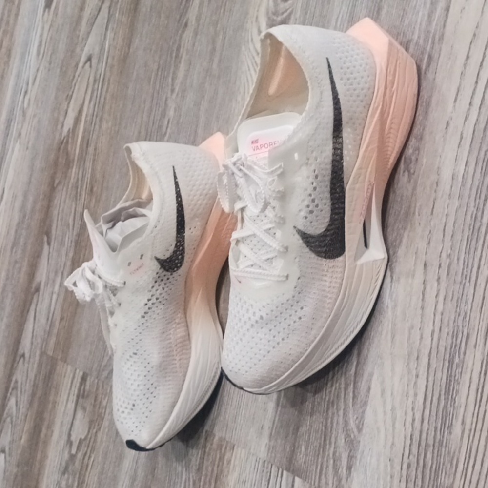 Nike ZoomX Vaporfly Next% 3 Sail Black Crimson Tint Woman Shoes Size 8.5 - Picture 3 of 16